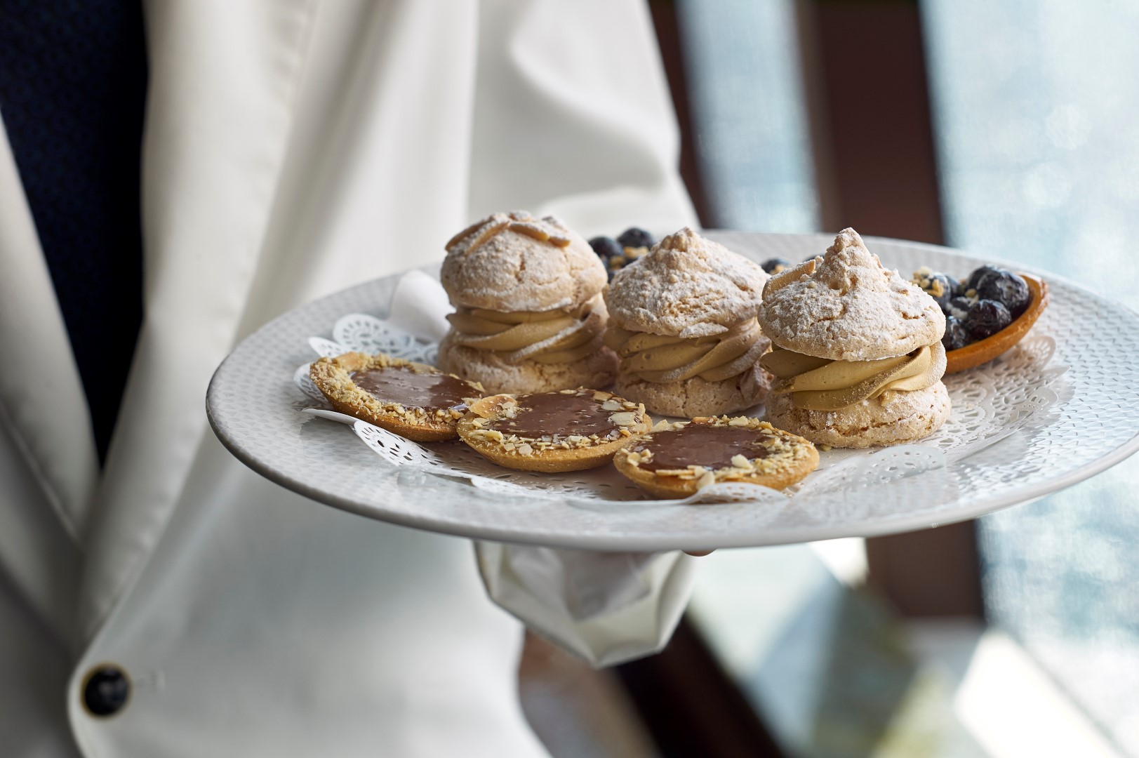 Oceania Allura - Afternoon Tea